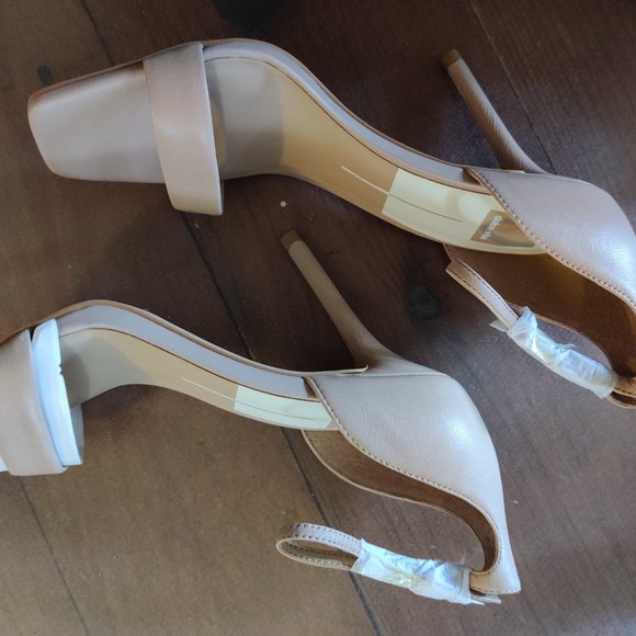 Dolce Vita Halo Heels - Picture 4 of 7